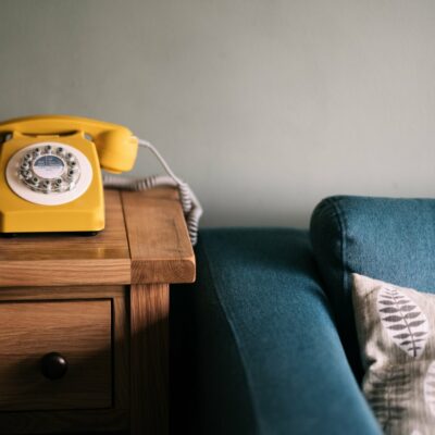 telephone annie-spratt-cZkFw06aX_8-unsplash.jpg